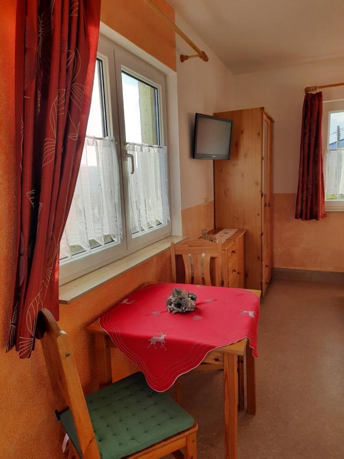 Апартаменти Haus Panoramablick Familie Loos Wasungen Екстер'єр фото